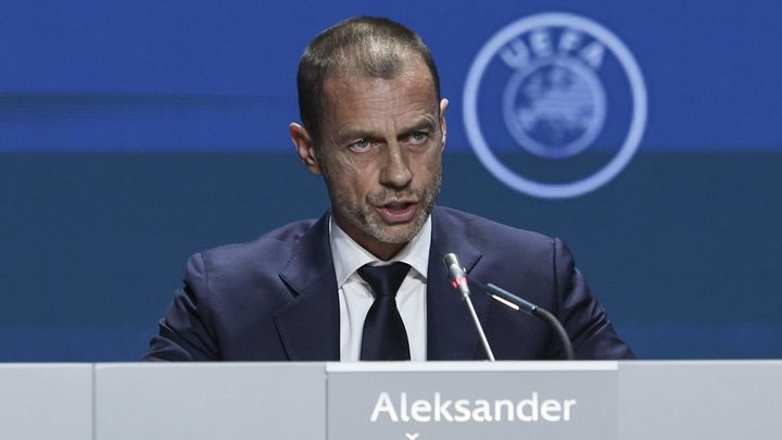 UEFA mantiene que ha perdido la confianza en Infantino