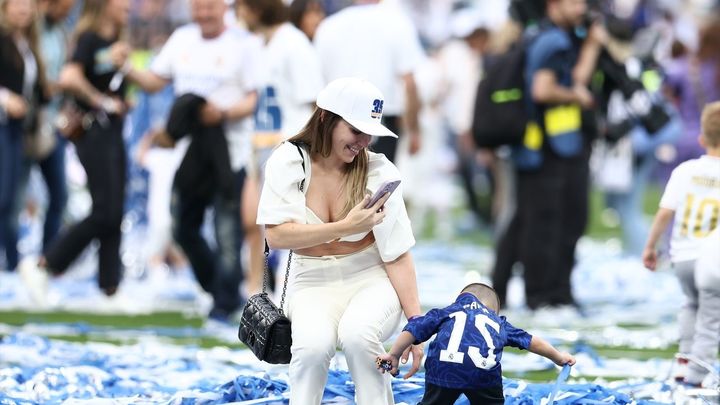 EuropaPress_4419356_mina_bonino_girlfriend_of_fede_valverde_celebrates_the_title_of_winners_of / EUROPA PRESS