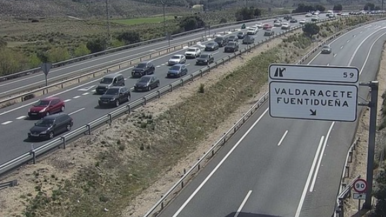 Estado del tráfico en sentido entrada a Madrid a la altura del kilómetro 59 de la A-3