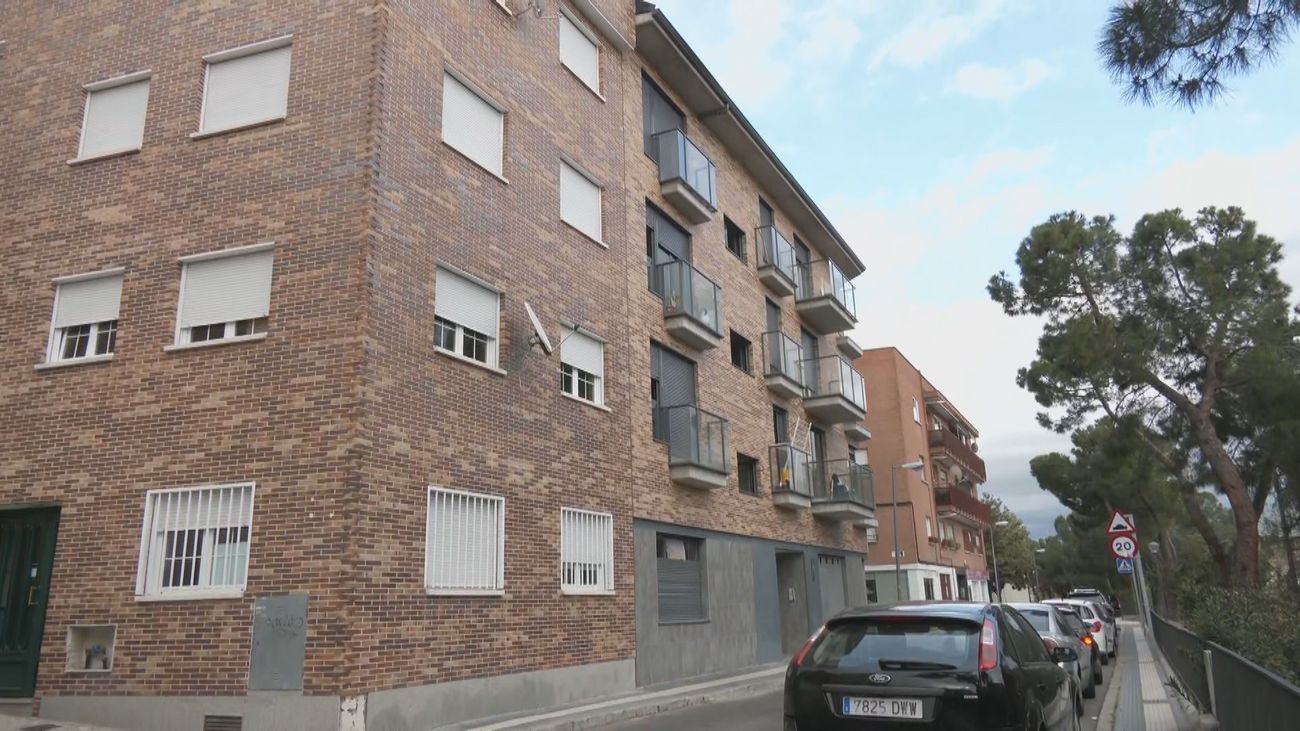 Nueva agresión a trabajadores de Telemadrid por los okupas del edificio de Majadahonda