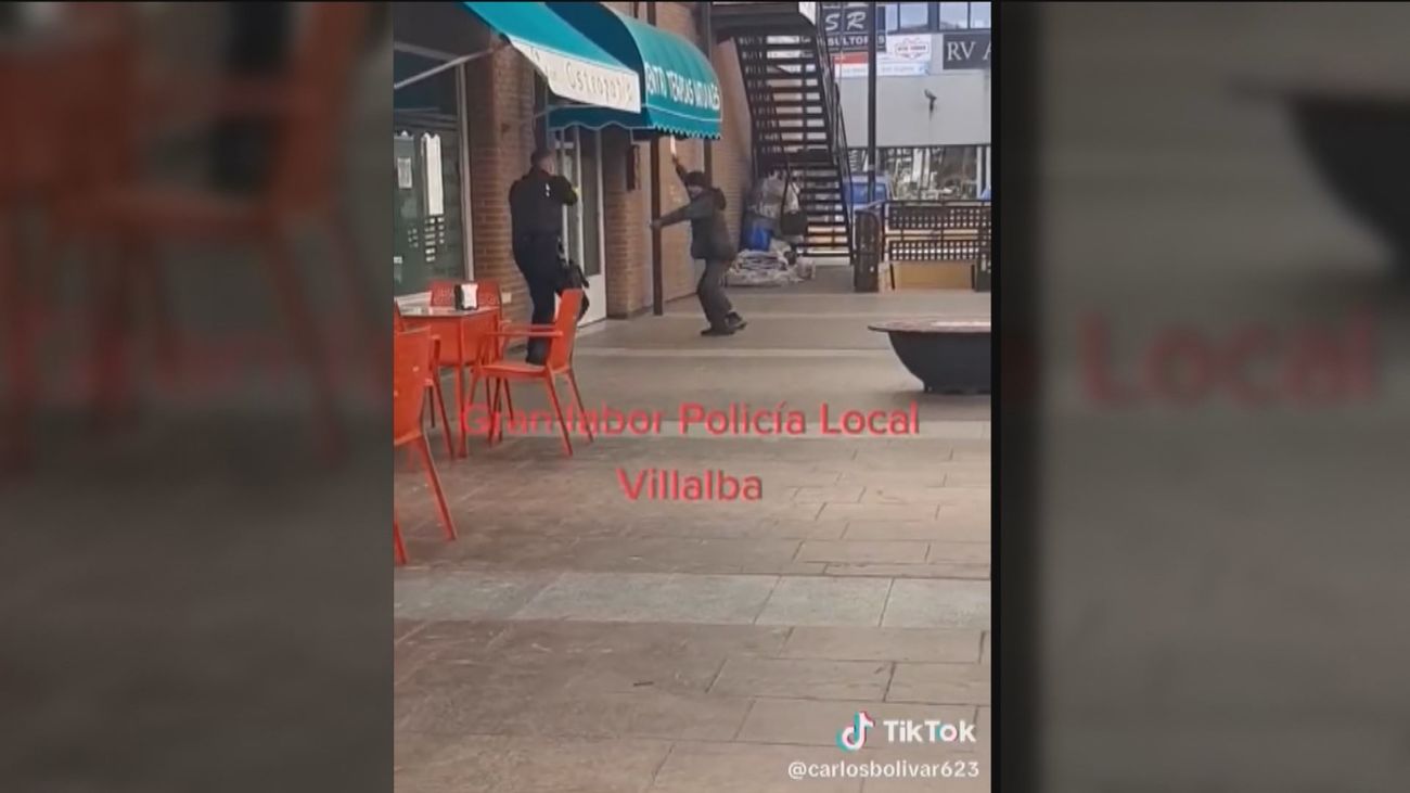 Un hombre ataca con un cuchillo a policías de Collado Villalba
