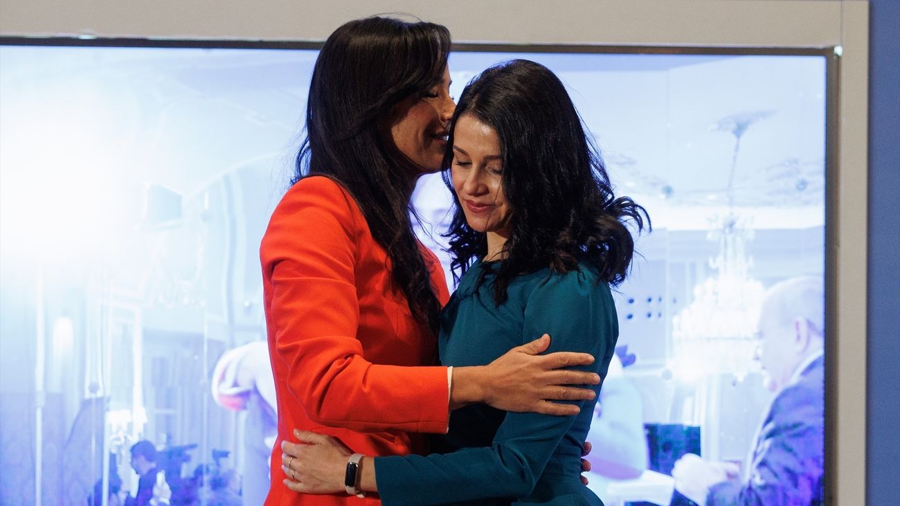 Villacís promete bajar el IBI al mínimo y desliza transformar el paseo del Prado