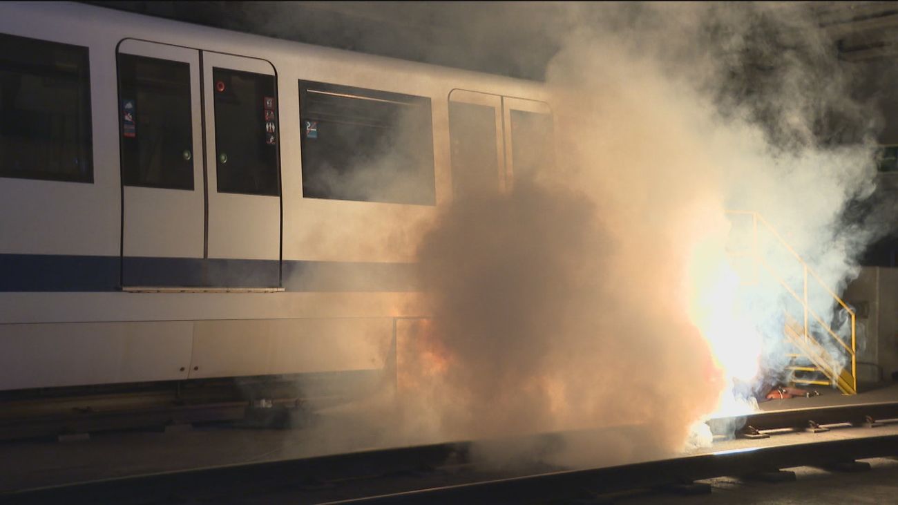 Impactante explosión en la línea 12 de metro... en un perfecto simulacro
