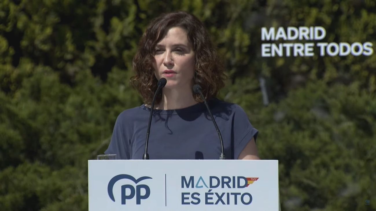 Ayuso ve que la izquierda se derrumba en Madrid