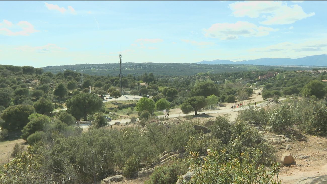 Vecinos de Torrelodones, contra una urbanización en un roquedal
