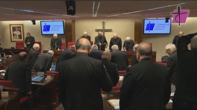 La Iglesia española pide perdón y se ofrece a "liderar" la lucha contra la pederastia en ámbitos sociales