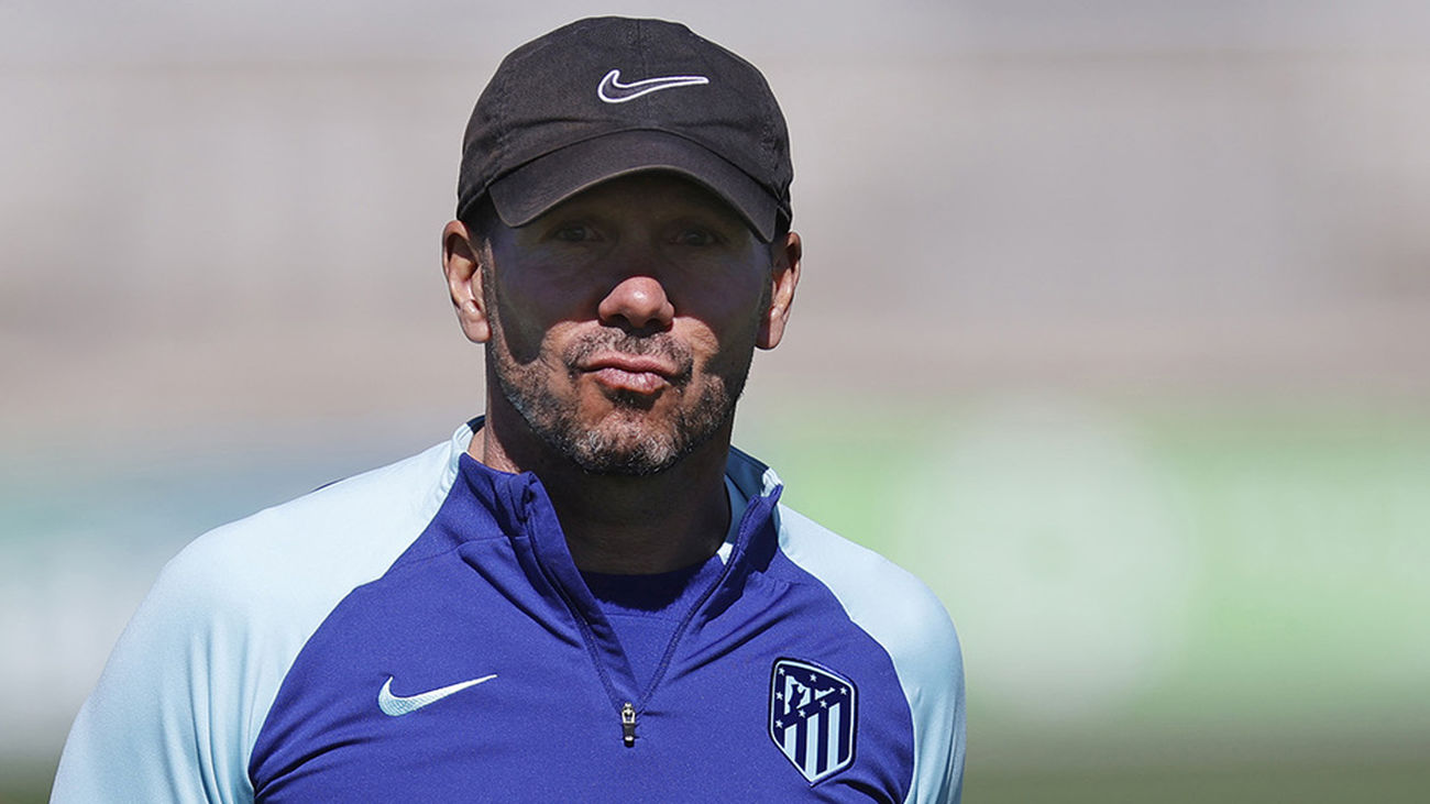 Simeone recupera a Savic y aún aguarda a Memphis para el Camp Nou