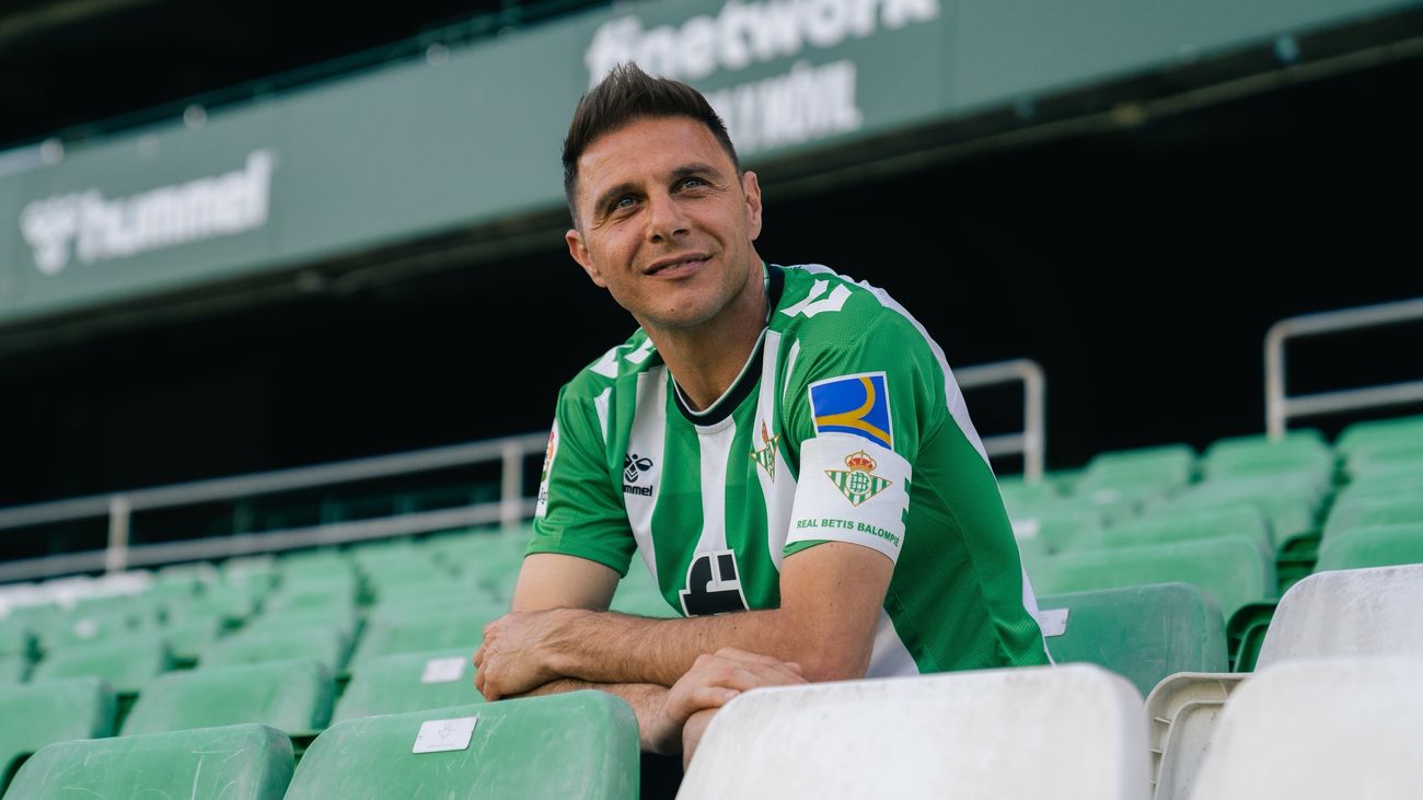 Joaquín anuncia que deja el fútbol con casi 42 años