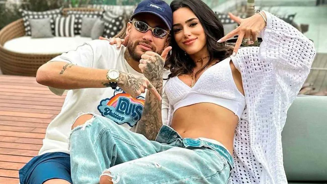 Neymar anuncia que será padre de nuevo