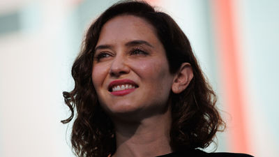 Ayuso: "Todo lo que viene de Sánchez, desconfío de ello y lo paso por los abogados de la Comunidad"