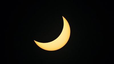 Dos eclipses, ambos visibles desde España, protagonistas del inicio del otoño