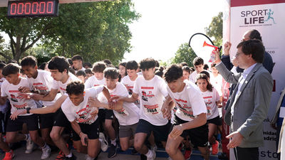 7.000 niños corren el MiniMaratón de Madrid en El Retiro
