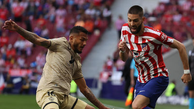Yannick Carrasco, entre el presente y el futuro