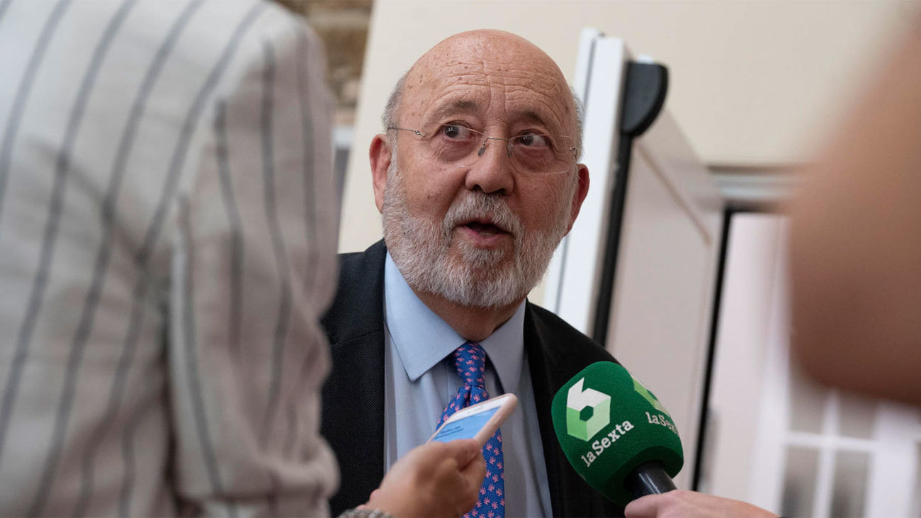 Echenique acusa a Tezanos de "corrupto" y el PP dice que el CIS es “financiación ilegal del PSOE”