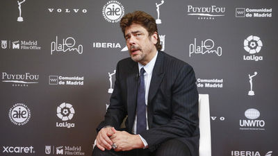 Benicio del Toro llega a  Madrid para recoger el Premio Platino de Honor 2023