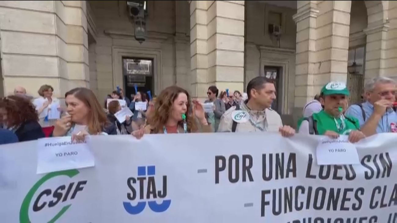 Los funcionarios de Justicia y el Ministerio volverán a reunirse el lunes en busca de un acuerdo