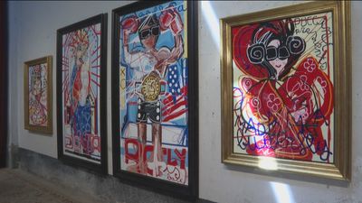 Miguel Caravaca rinde homenaje a las heroínas de la ópera en su exposición 'Divas All Star'