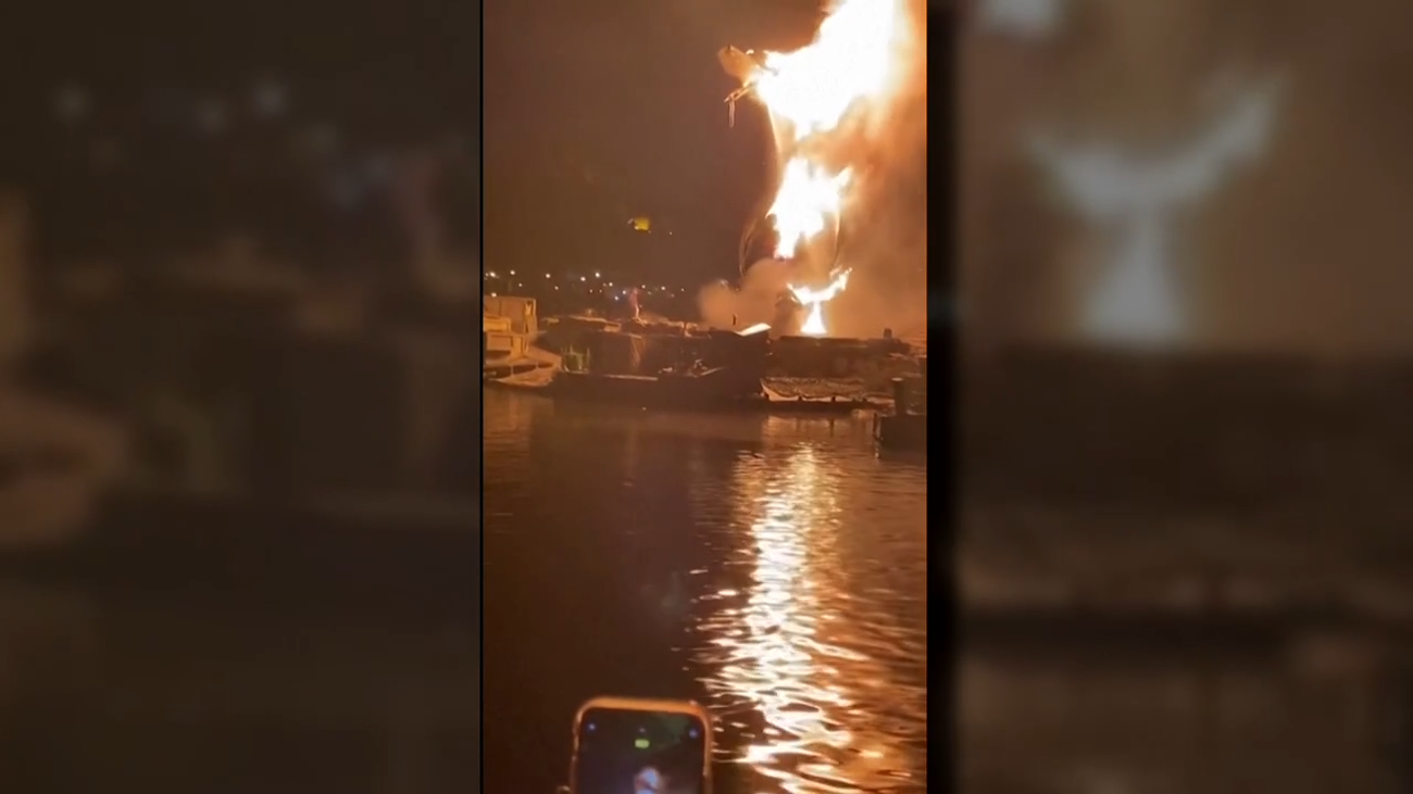 Arde el dragón de 'Maléfica' en Disneyland
