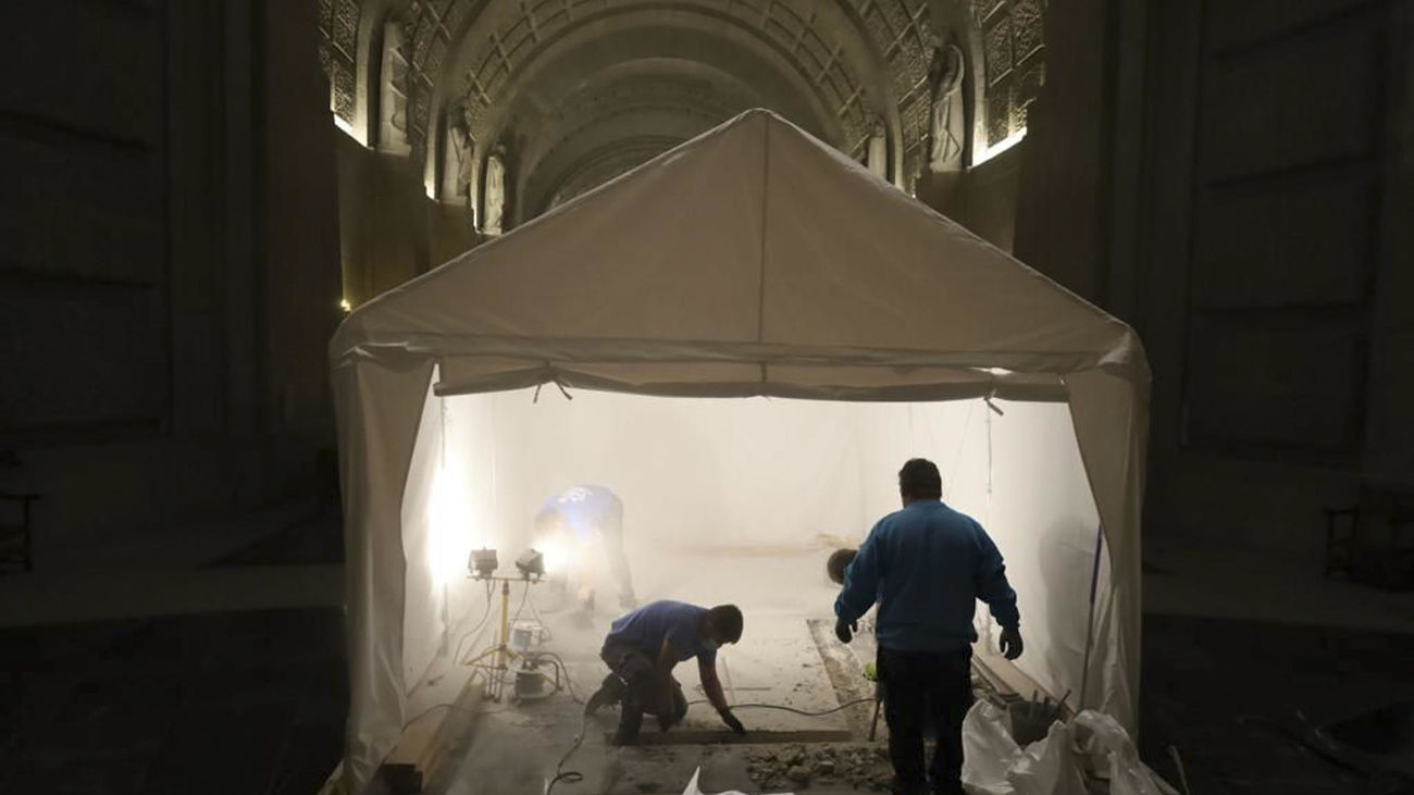 Reacciones a la salida de los restos de Primo de Rivera del Valle de los Caídos