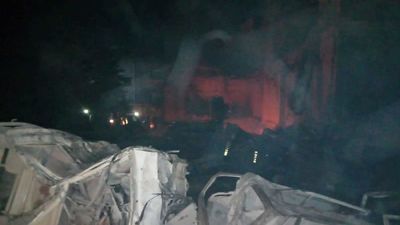 Al menos 12 muertos y 40 heridos en dos atentados en una comisaría en Pakistán