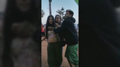 VOX denuncia al rapero Cecilio G por agredir a su candidata en Lloret, Gerona