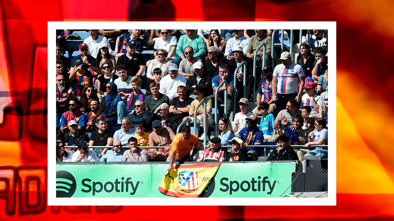 La afición del Atlético de Madrid estalla contra el Barça por el incidente de la bandera