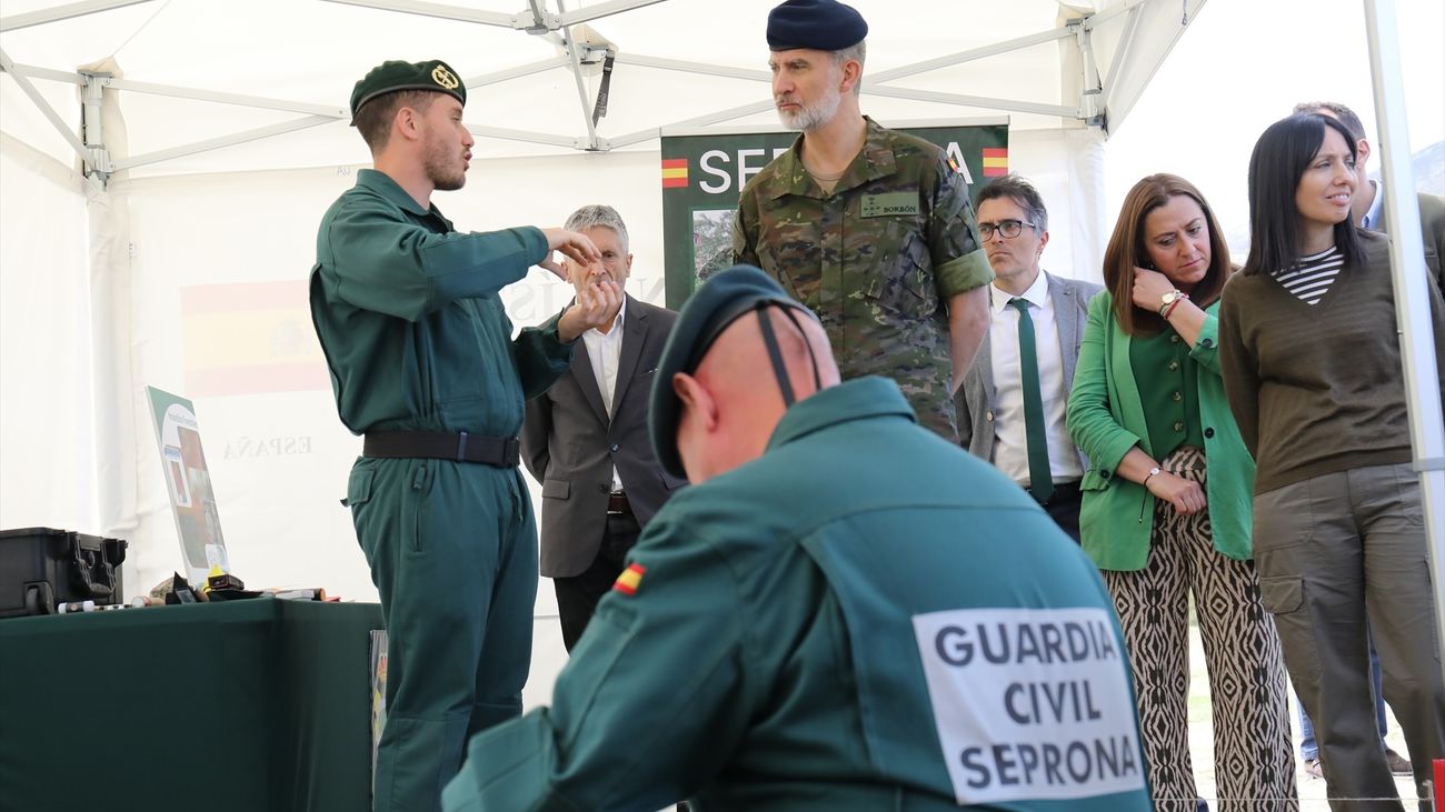 El Rey Felipe VI visita el Seprona de la Guardia Civil