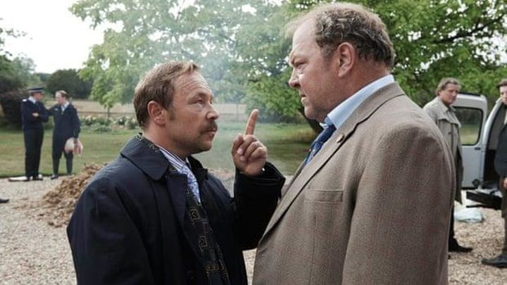 Los crímenes de Essex (Filmin) / Enseriados