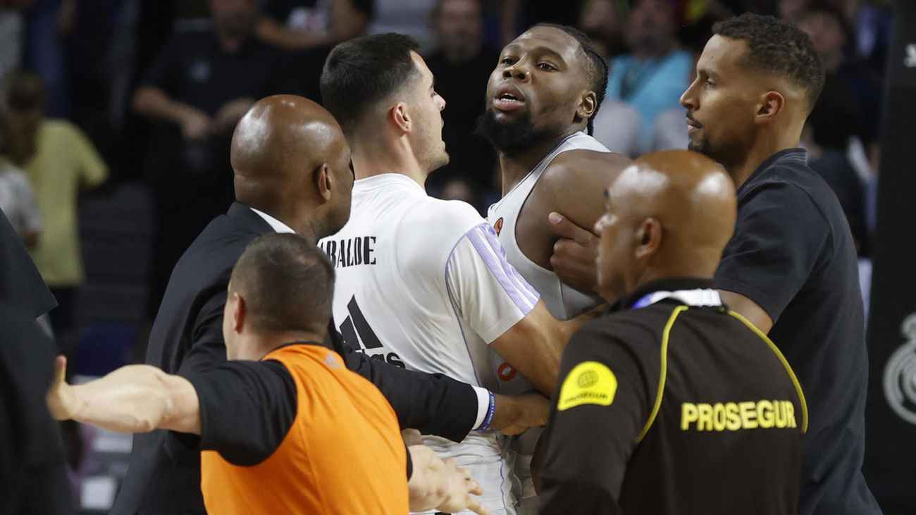 Yabusele pide perdón tras su salvaje acción: "Lamento profundamente mi comportamiento"
