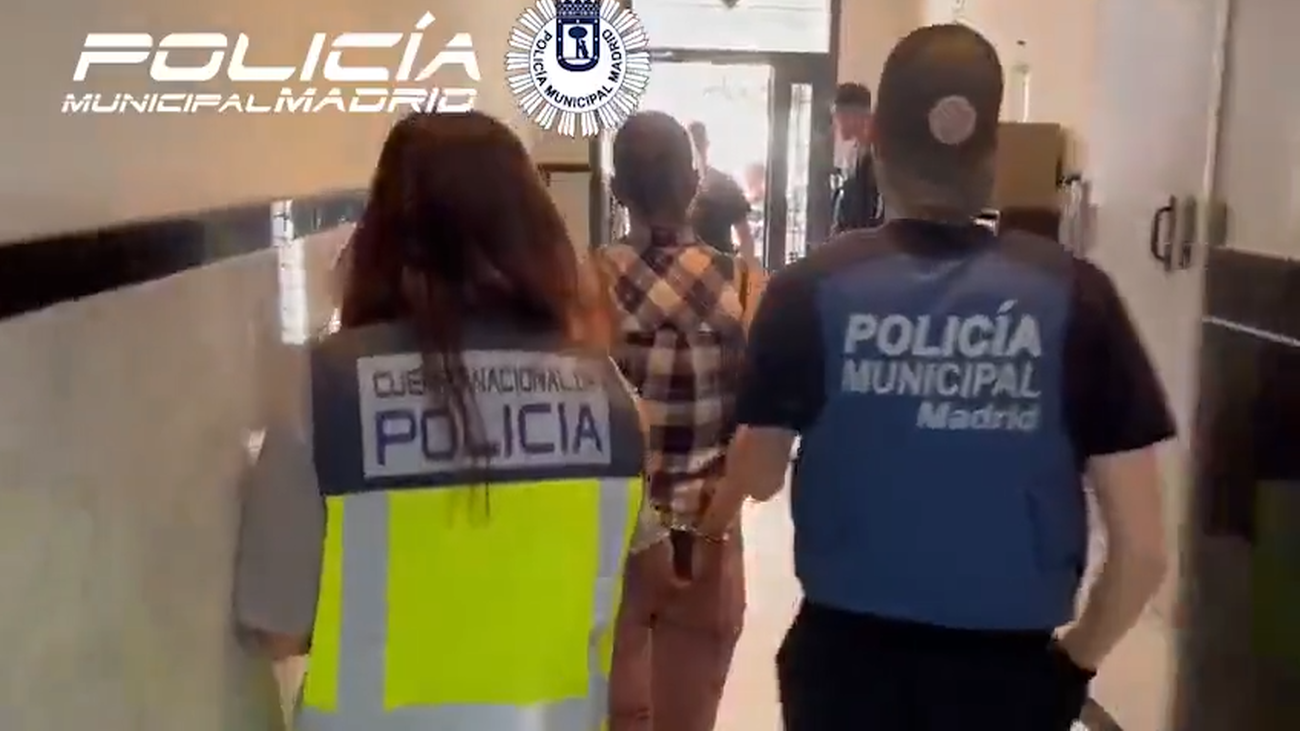 Dos detenidos en un narcopiso desmantelado en Lavapiés