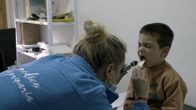 Casi 2 millones de niños no tienen pediatra en Primaria: faltan 2.130 especialistas en España