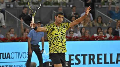 Alcaraz abruma a Dimitrov y se sitúa en octavos