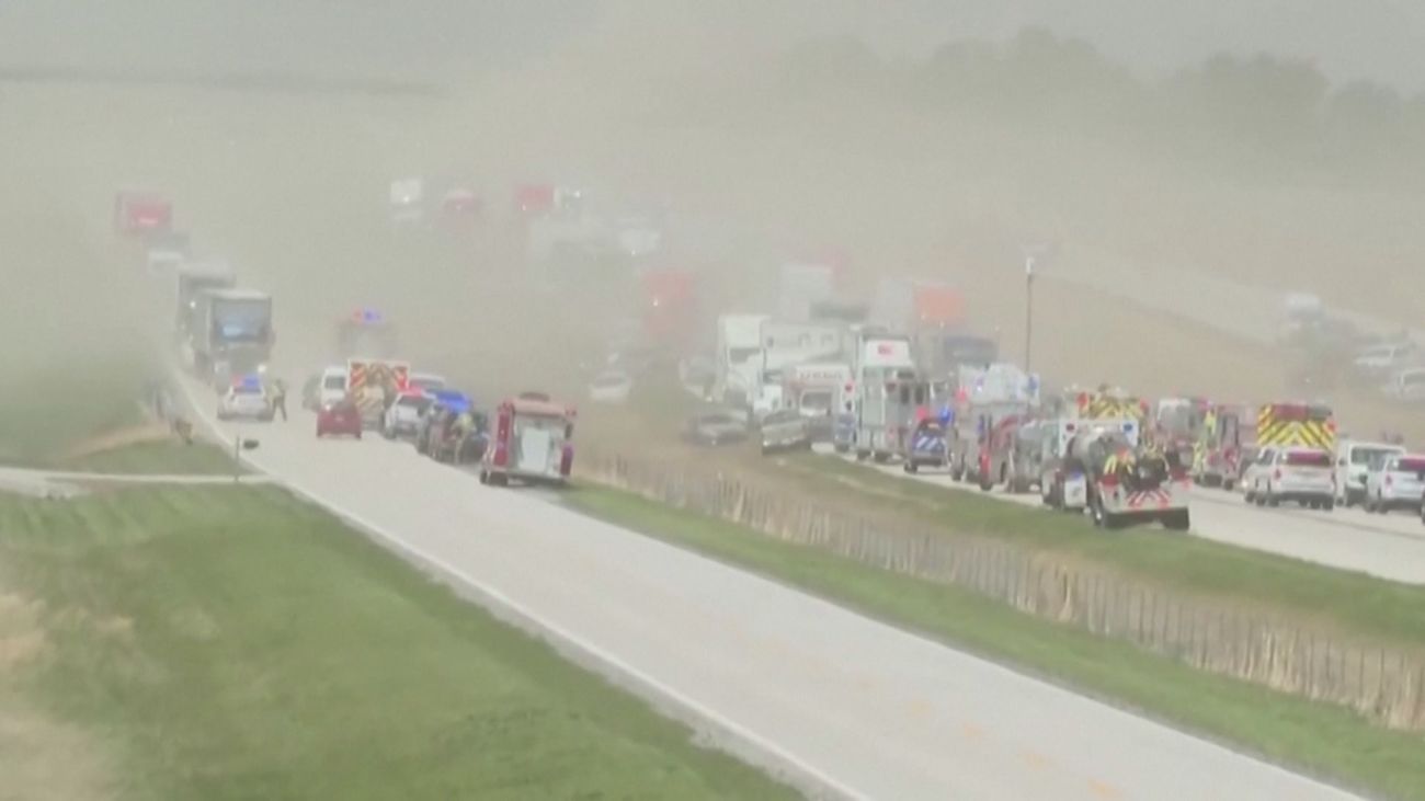 Al menos 6 muertos y 30 heridos en un accidente múltiple en EEUU por una tormenta de arena