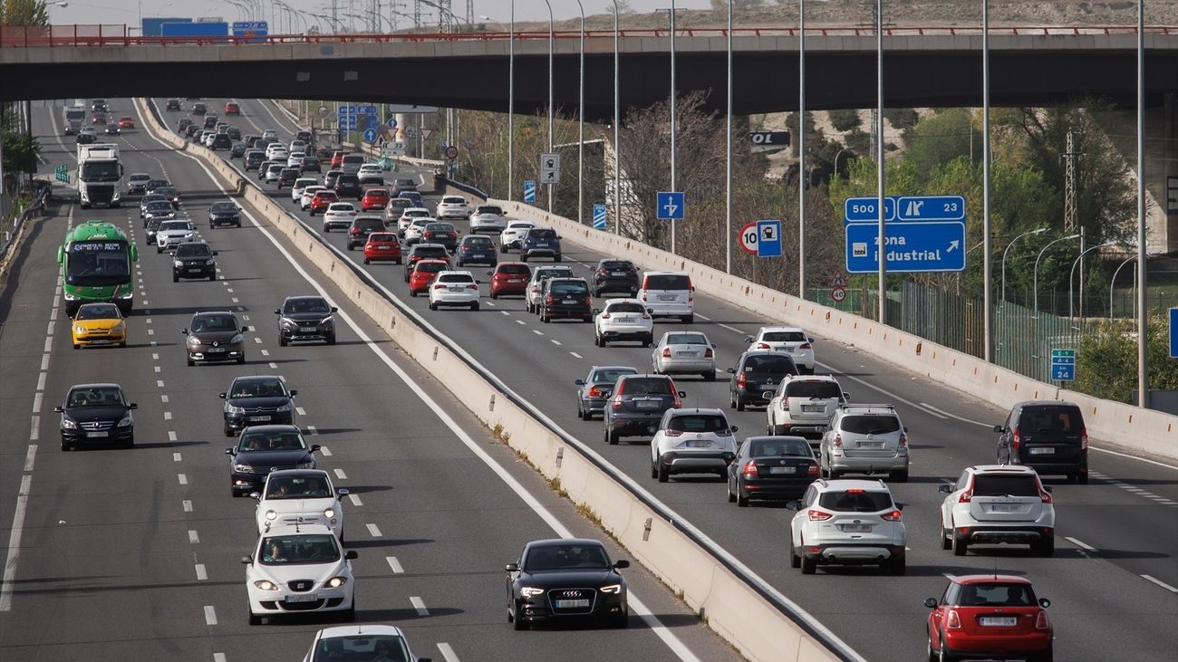 Retenciones en algunas carreteras en la jornada de regreso a Madrid