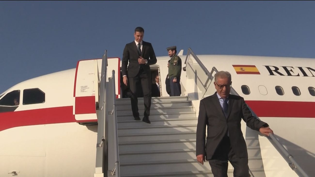 Sánchez inicia una gira de mítines vía Falcon y vuelve a ser centro de críticas