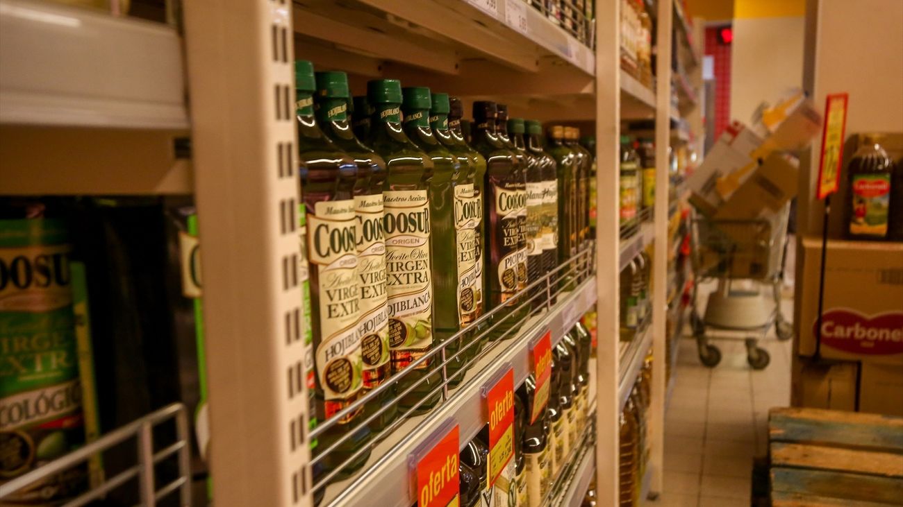 Aceite de oliva en un supermercado