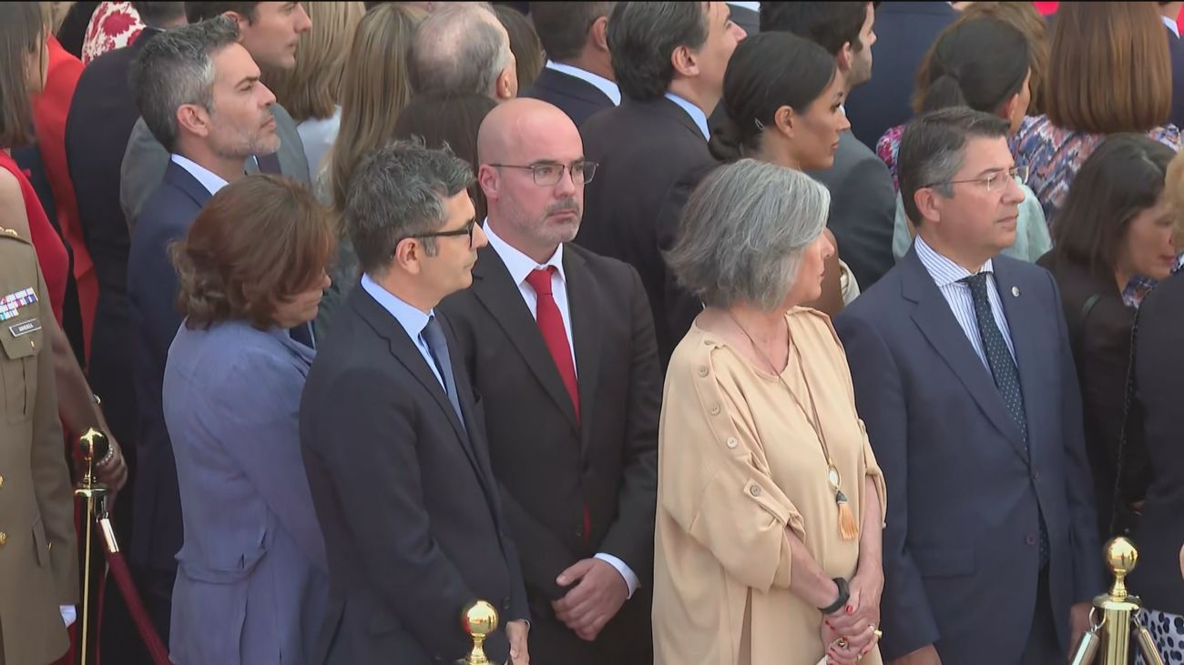 La Comunidad de Madrid da por zanjada la polémica de Bolaños y el 2-M