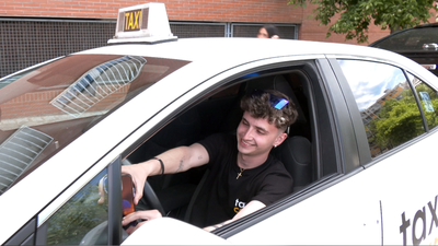 Un taxista tiktoker crea una aplicación con descuentos para los usuarios