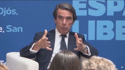 Aznar apuesta por  "un gran acuerdo político y social con una duración de 15 a 20 años"
