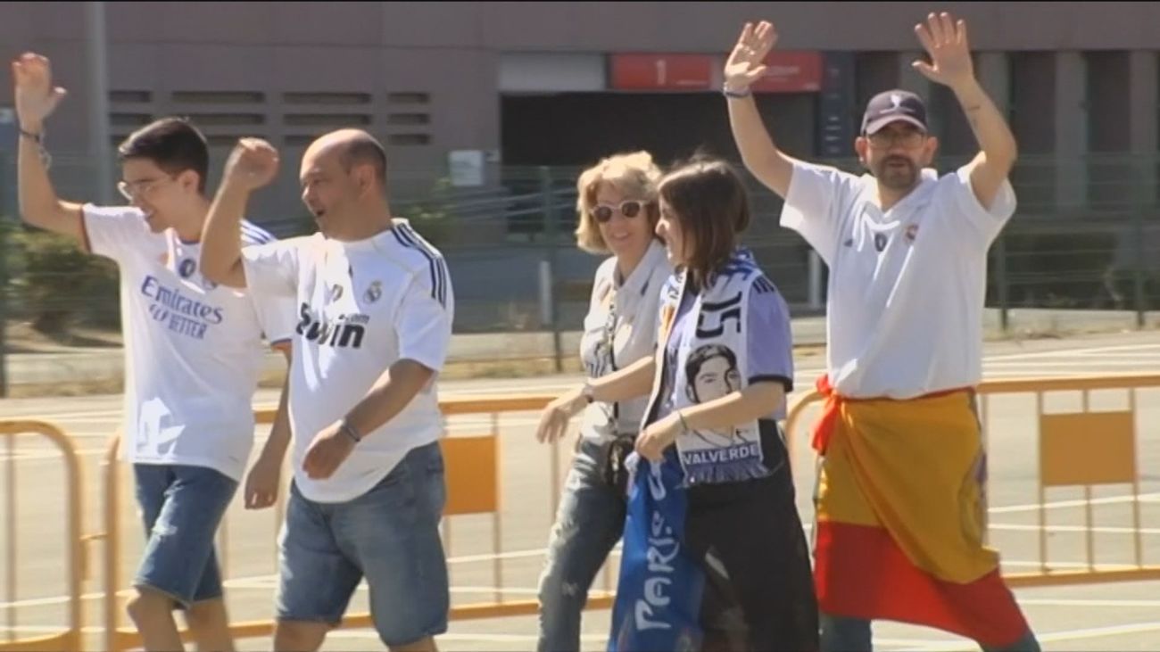 Sevilla, tomada por miles de madridistas