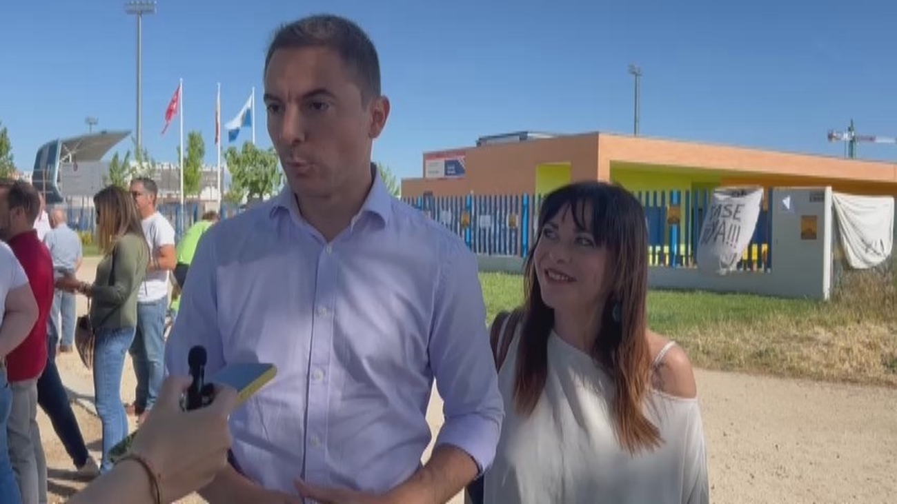 Lobato carga contra la construcción de colegios por fases en Madrid