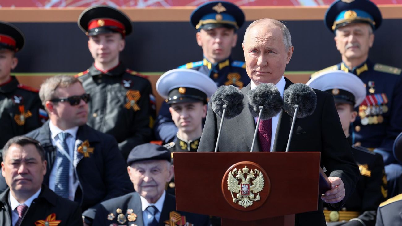 Putin promete la victoria y carga contra la "supremacía" de Occidente