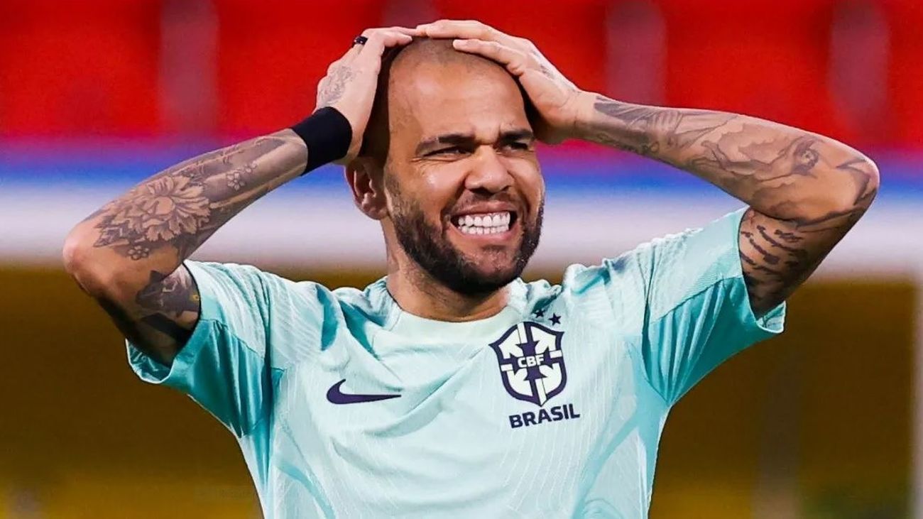 Alves se sentará en el banquillo tras el verano por presunta agresión sexual
