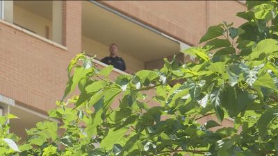 Muere tras precipitarse desde el 4º piso de donde iba a ser desalojado en Paiporta, Valencia