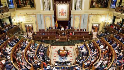 El BOE publica la disolución de las Cortes y la convocatoria de elecciones el 23 de julio