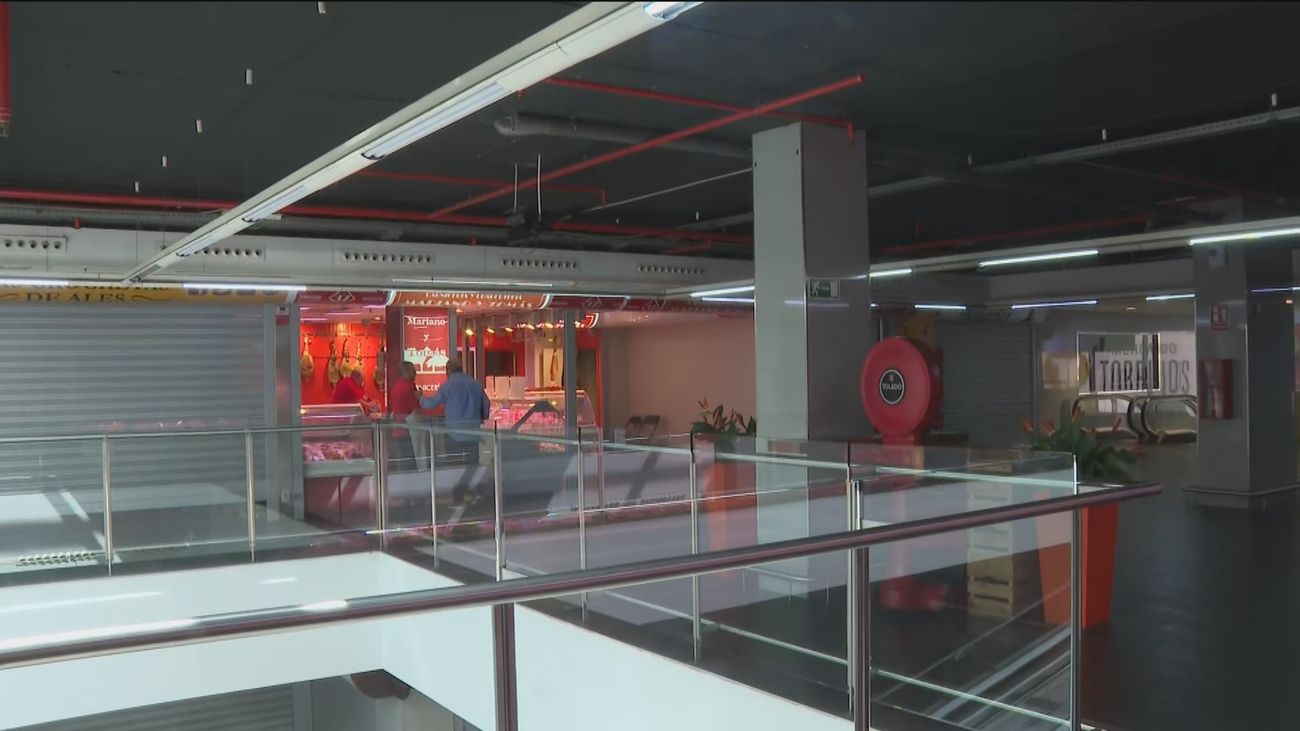 Los 'últimos de Torrijos' se reúnen con los grupos políticos del Ayuntamiento de Madrid