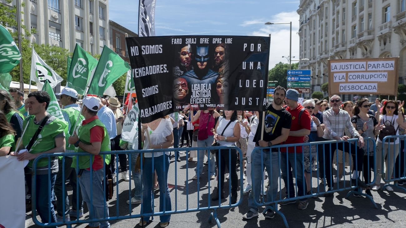 Jueces y fiscales durante una manifestación el 9 de mayo de 2023