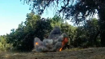 La Policía detona un artefacto militar en un descampado de Pozuelo