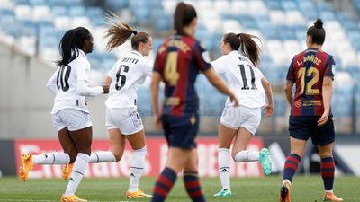 El Real Madrid remonta al Levante en un partido de Champions