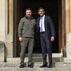 Sunak promete a Zelenski la entrega de material bélico para defenderse de "futuras agresiones rusas"